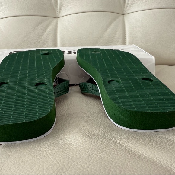 NIB havianas x bape flip flops in green camo - Picture 2 of 8